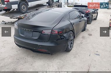 Лифтбек Tesla Model S 2023 в Львове