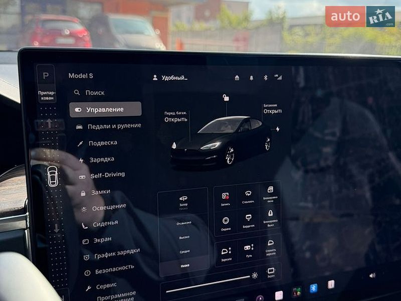 Лифтбек Tesla Model S 2023 в Львове