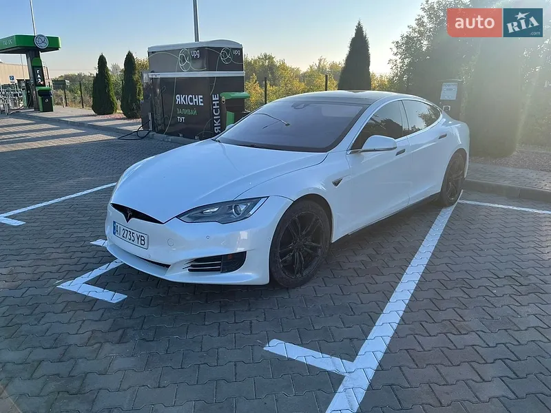 Tesla Model S