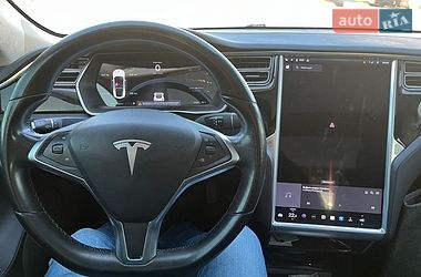 Лифтбек Tesla Model S 2015 в Белой Церкви