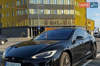 Лифтбек Tesla Model S 2014 в Киеве