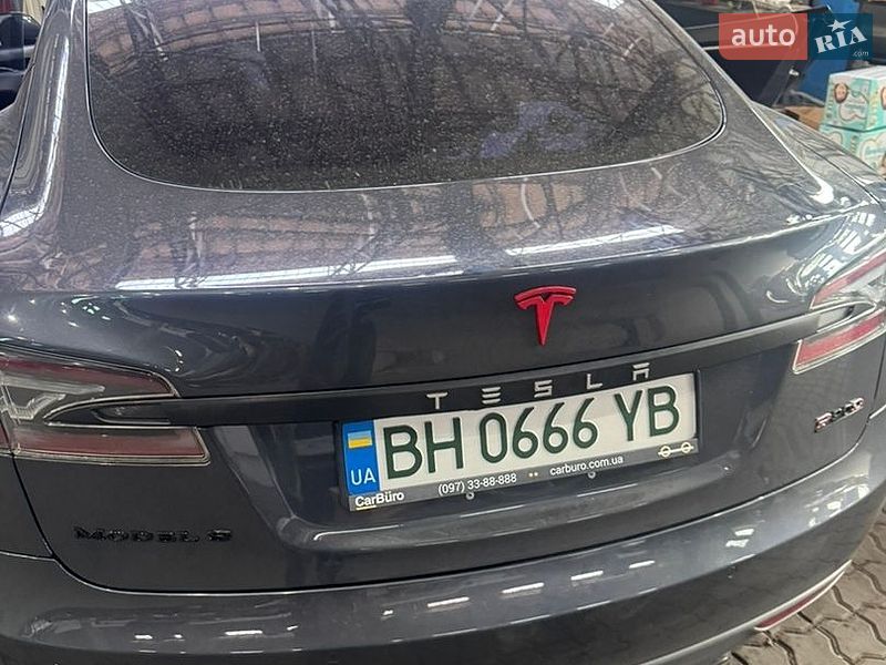 Лифтбек Tesla Model S 2015 в Одессе фото 3 Лифтбек Tesla Model S 2015 в Одессе