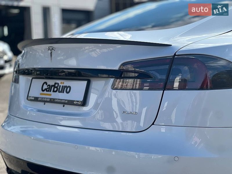 Ліфтбек Tesla Model S 2021 в Одесі
