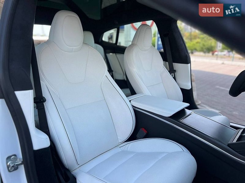 Ліфтбек Tesla Model S 2021 в Одесі