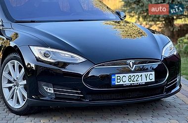 Лифтбек Tesla Model S 2013 в Дрогобыче