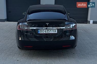 Ліфтбек Tesla Model S 2017 в Тернополі