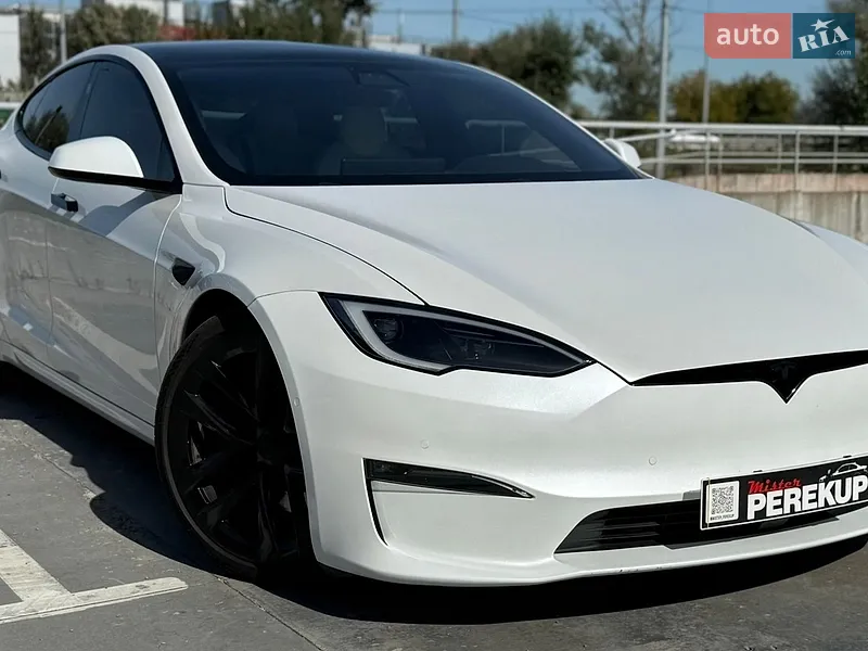 Tesla Model S
