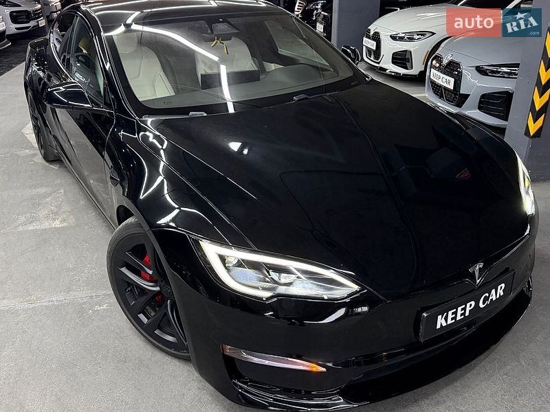 Лифтбек Tesla Model S 2023 в Одессе