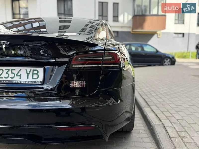 Tesla Model S