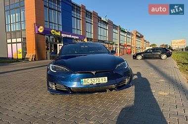Лифтбек Tesla Model S 2016 в Луцке Лифтбек Tesla Model S 2016 в Луцке