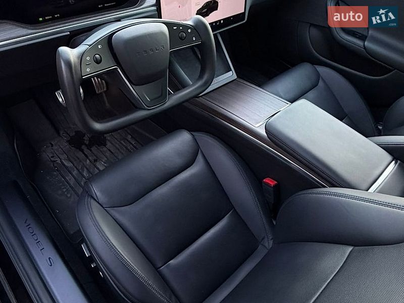 Ліфтбек Tesla Model S 2023 в Києві