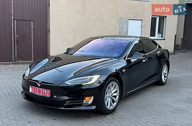 Лифтбек Tesla Model S 2017 в Владимире