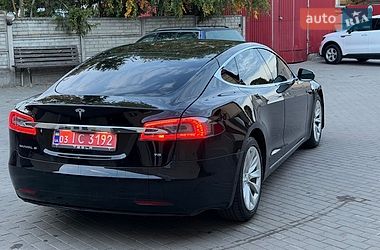 Лифтбек Tesla Model S 2017 в Владимире