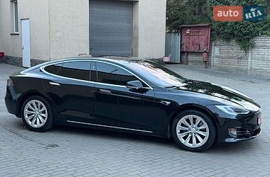 Лифтбек Tesla Model S 2017 в Владимире