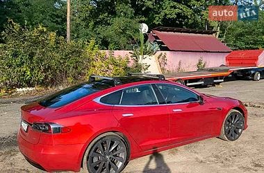 Ліфтбек Tesla Model S 2018 в Ірпені