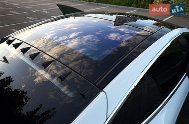 Лифтбек Tesla Model S 2015 в Киеве