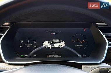 Лифтбек Tesla Model S 2015 в Киеве