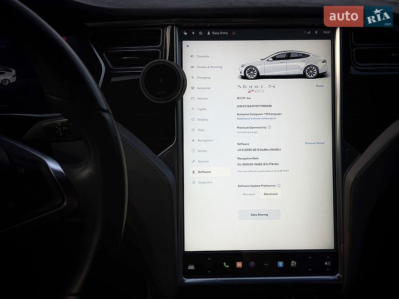 Лифтбек Tesla Model S 2015 в Киеве