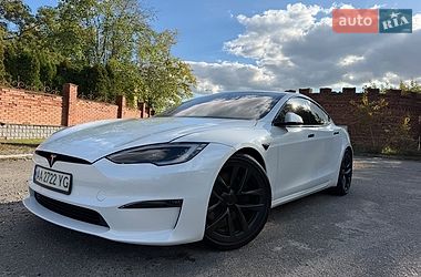 Лифтбек Tesla Model S 2023 в Киеве