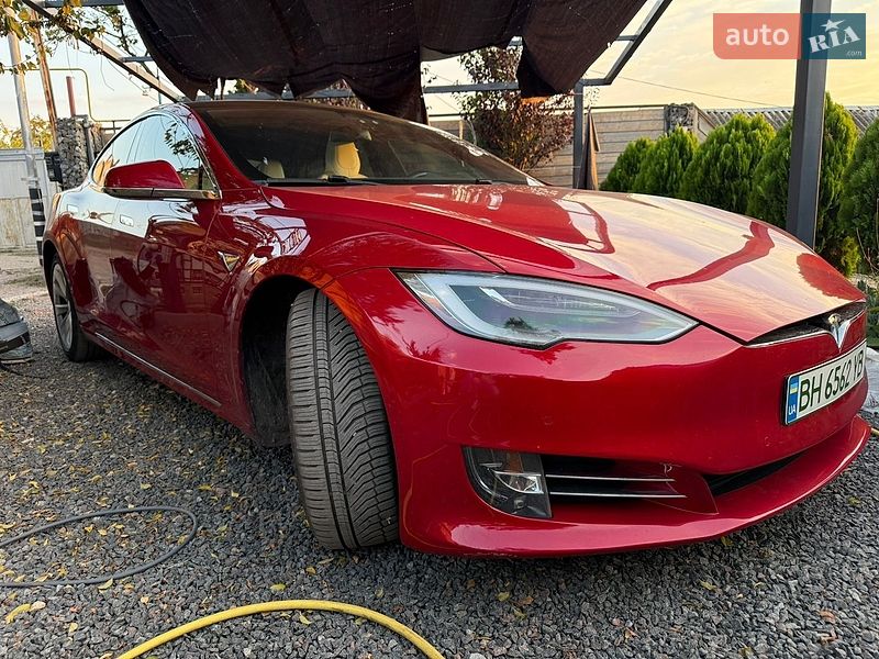 Tesla Model S 2017 Tesla Model S 2017