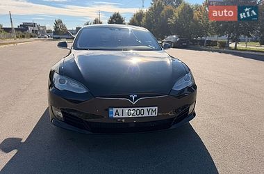 Ліфтбек Tesla Model S 2016 в Києві