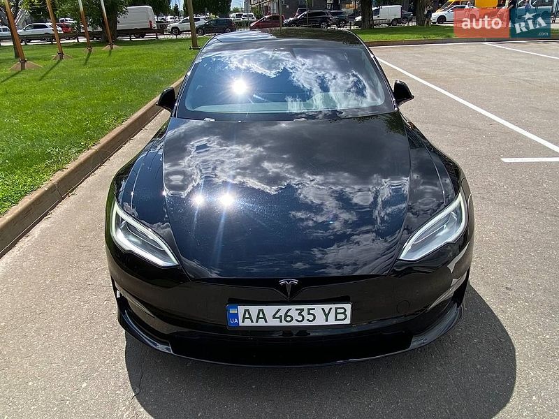 Ліфтбек Tesla Model S 2021 в Києві