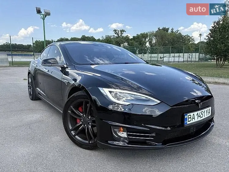 Tesla Model S
