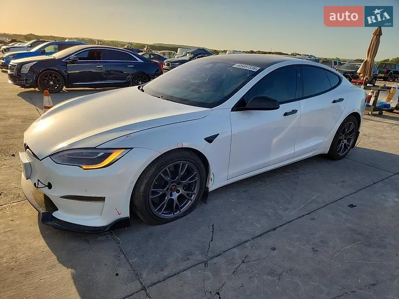Tesla Model S 2022