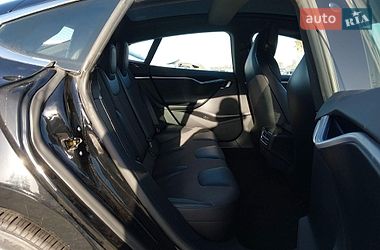 Лифтбек Tesla Model S 2017 в Тернополе