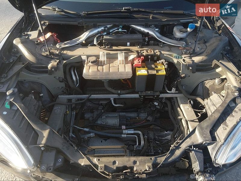 Лифтбек Tesla Model S 2017 в Тернополе