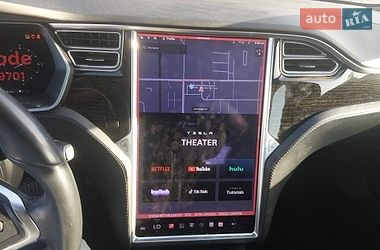 Лифтбек Tesla Model S 2017 в Тернополе