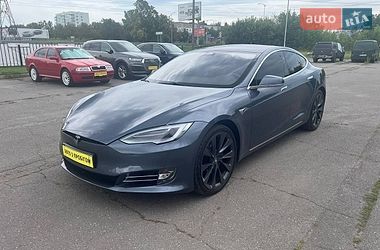 Лифтбек Tesla Model S 2020 в Полтаве
