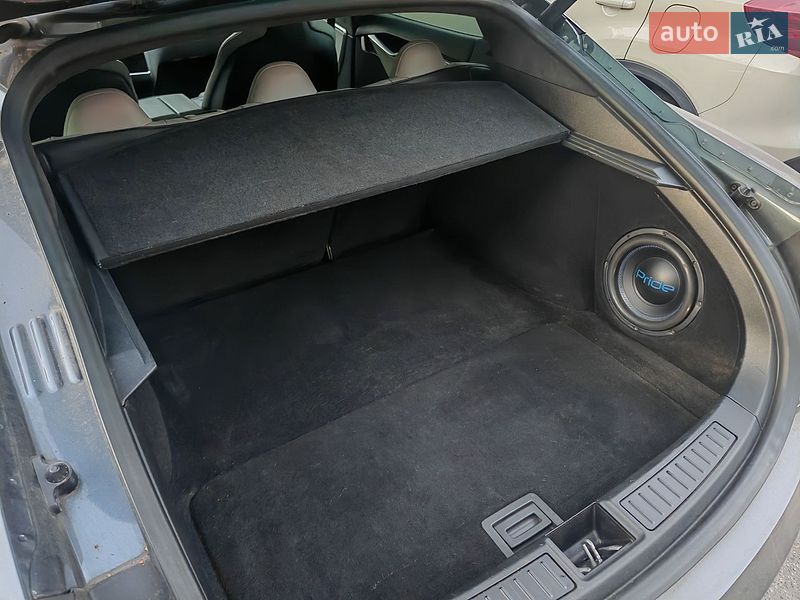 Ліфтбек Tesla Model S 2014 в Києві фото 12 Ліфтбек Tesla Model S 2014 в Києві