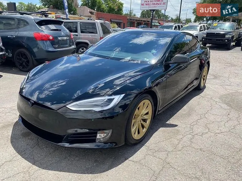 Tesla Model S