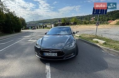 Лифтбек Tesla Model S 2014 в Львове фото 3 Лифтбек Tesla Model S 2014 в Львове