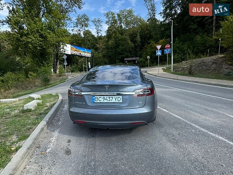Лифтбек Tesla Model S 2014 в Львове фото 6 Лифтбек Tesla Model S 2014 в Львове