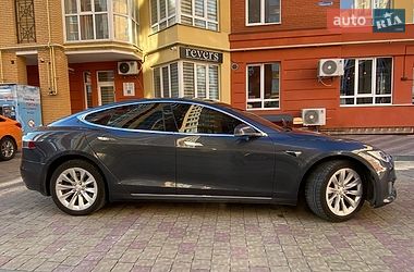 Лифтбек Tesla Model S 2016 в Тернополе фото 4 Лифтбек Tesla Model S 2016 в Тернополе