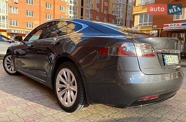 Лифтбек Tesla Model S 2016 в Тернополе фото 6 Лифтбек Tesla Model S 2016 в Тернополе