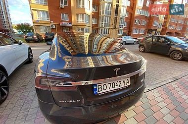 Лифтбек Tesla Model S 2016 в Тернополе фото 14 Лифтбек Tesla Model S 2016 в Тернополе