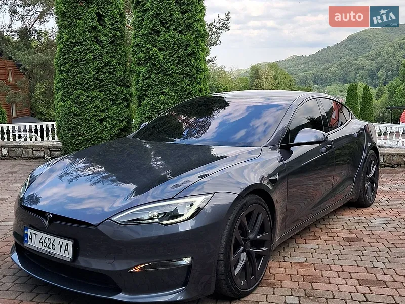Tesla Model S