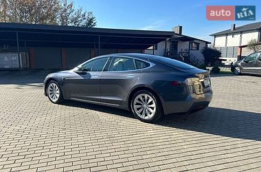 Ліфтбек Tesla Model S 2018 в Луцьку
