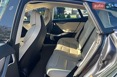 Ліфтбек Tesla Model S 2018 в Луцьку