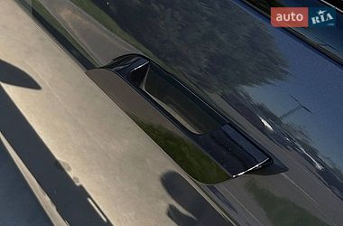 Ліфтбек Tesla Model S 2021 в Дніпрі фото 7 Ліфтбек Tesla Model S 2021 в Дніпрі