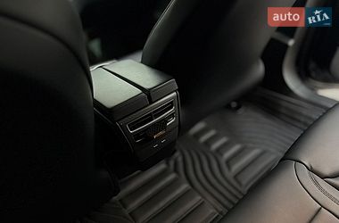 Лифтбек Tesla Model S 2017 в Львове