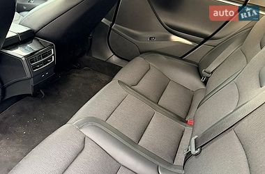 Лифтбек Tesla Model S 2018 в Львове