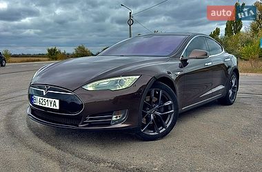 Лифтбек Tesla Model S 2013 в Кременчуге