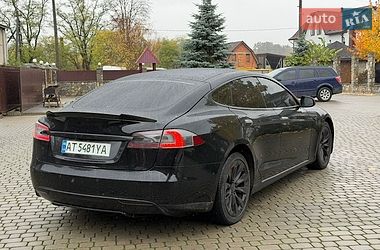 Лифтбек Tesla Model S 2014 в Коломые