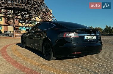 Лифтбек Tesla Model S 2020 в Харькове