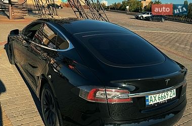 Лифтбек Tesla Model S 2020 в Харькове