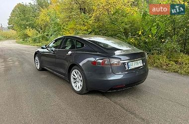 Ліфтбек Tesla Model S 2020 в Дніпрі